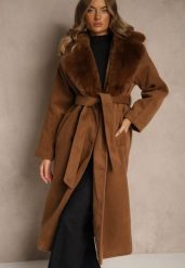 Brązowy Dwurzędowy Płaszcz Elegancki z Futrzanym Kołnierzem i Paskiem Ezanttia. Brązowe płaszcze Renee, na jesień, xl, bez wzorów, z futra, eleganckie, bez kaptura. Za 349.99 zł.