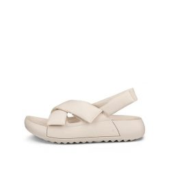 Sandały damskie Ecco Cozmo. Brązowe sandały ECCO, bez wzorów, klasyczne, bez obcasa, na platformie, bez zapięcia. Za 488.00 zł.