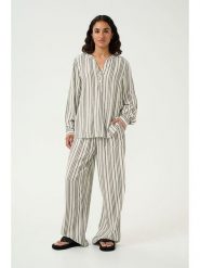 Kaffe Bluzka w kolorze kremowym rozmiar: 44. Brązowe bluzki Kaffe, bez wzorów, bez kołnierzyka, bez ramiączek. Za 69.99 zł.