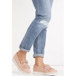 Różowe Mokasyny Omra. Mokasyny marki Born2be. Za 59.99 zł.