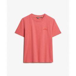 T-shirt z wyblakłym nadrukiem damski Superdry Essential. Czerwone t-shirty Superdry, bez wzorów, bez kołnierzyka, bez ramiączek. Za 122.40 zł.