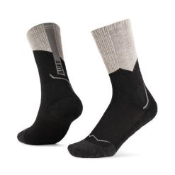 Skarpetki Buff MERINO MW CREW SOCKS MWC1. Czarne skarpetki Buff, bez wzorów, z elastanu. Za 139.90 zł.