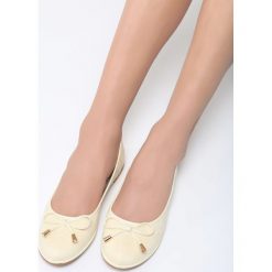 Żółte Balerinki Insecure. Baleriny marki Born2be. Za 59.99 zł.