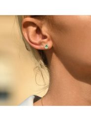 CARATELLI Złote kolczyki-wkrętki "Sunbury" z diamentami i szmaragdem rozmiar: onesize. Szare kolczyki CARATELLI, z diamentem, złote. Za 1,544.99 zł.