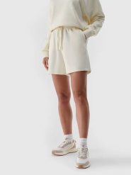 4F Szorty dresowe w kolorze kremowym rozmiar: L. Brązowe szorty sportowe 4f, bez wzorów, z dresówki. Za 48.16 zł.
