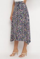 Granatowo-Żółta Midi Spódnica z Wiskozy w Kwiatowy Print z Materiałowym Paskiem Omona. Niebieskie spódnice Born2be, l, bez wzorów, z materiału, midi. W wyprzedaży za 67.99 zł.