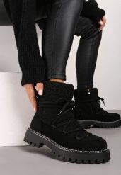 Czarne Śniegowce na Grubej Podeszwie z Cyrkoniami i Futerkową Wstawką Rianaella. Czarne śniegowce Born2be, z aplikacjami, bez zapięcia. Za 119.99 zł.