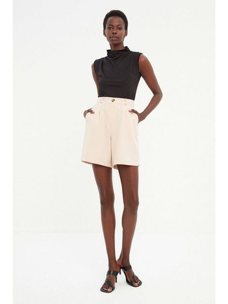 Trendyol Bermudy w kolorze beżowym rozmiar: 38. Brązowe szorty Trendyol, bez wzorów. Za 52.42 zł.