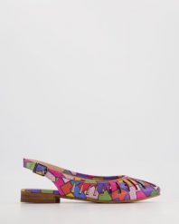 KOLOROWE SANDAŁY 944611 40 MULTI. Sandały Venezia, bez wzorów, ze skóry, bez obcasa, bez zapięcia. Za 389.00 zł.