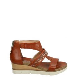 BRĄZOWE SANDAŁY 866062 CANNELLA. Brązowe sandały Venezia, bez wzorów, ze skóry, bez obcasa, bez zapięcia. Za 269.00 zł.