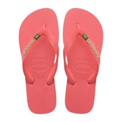 Klapki Havaianas Model 4110850 Kolor Rose. Czerwone klapki Havaianas, bez wzorów, z gumy, sportowe, bez obcasa, bez zapięcia. Za 94.99 zł.