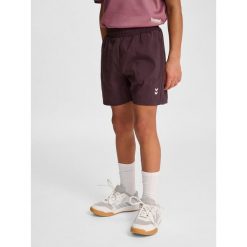 Szorty dla dzieci Hummel Pulse. Brązowe szorty Hummel, bez wzorów, sportowe. Za 153.50 zł.