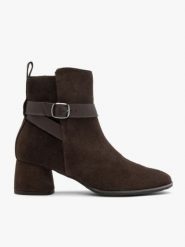Brązowe botki z paskiem i klamrą. Brązowe botki Brawo sp. z o.o., bez wzorów, ze skóry, eleganckie, bez obcasa, na słupku, bez zapięcia. Za 549.99 zł.