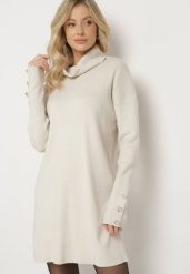 Jasnobeżowa Sukienka z Golfem Bawełną i Wełną Ozdobiona Guzikami Ilathor. Brązowe sukienki Born2be, na co dzień, m, bez wzorów, z bawełny, eleganckie, bez kołnierzyka, bez ramiączek, maxi, kopertowe. W wyprzedaży za 45.49 zł.