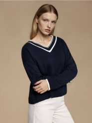 Sweter z kontrastowym dekoltem - granatowy. Niebieskie swetry Sinsay, l, bez wzorów, bez ramiączek. Za 49.99 zł.