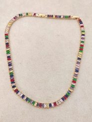 Nakkash Pozłacany naszyjnik z cyrkoniami - dł. 42 cm rozmiar: onesize. Żółte naszyjniki Nakkash, z materiału, z cyrkonią, pozłacane. Za 43.78 zł.