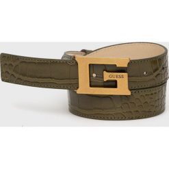 Guess pasek damski kolor zielony. Zielone paski Guess, z aplikacjami. W wyprzedaży za 134.99 zł.
