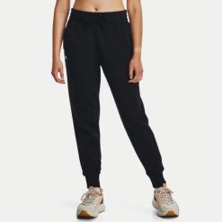 Spodnie dresowe damskie Under Armour Rival Fleece joggery. Czarne spodnie dresowe Under Armour, bez wzorów, z dresówki, długie. W wyprzedaży za 129.00 zł.