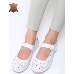 Białe Skórzane Półbuty Store Run. Półbuty wsuwane marki Born2be. Za 89.99 zł.