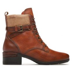 Trzewiki Pikolinos. Brązowe botki Pikolinos, bez wzorów, bez obcasa, na słupku, bez zapięcia. Za 519.99 zł.