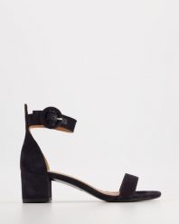 ZAMSZOWE SANDAŁY 4050-313 CA B SC. Sandały Venezia, bez wzorów, ze skóry, bez obcasa, bez zapięcia. Za 299.00 zł.