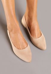 Ciemnobeżowe Basicowe Balerinki z Migdałkowym Noskiem Tulvia. Brązowe baleriny Renee, bez wzorów, biznesowe, bez obcasa, bez zapięcia. Za 24.99 zł.