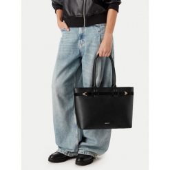 Torebka JENNY. Czarne shopper bag Jenny, bez wzorów, bez dodatków. Za 149.99 zł.