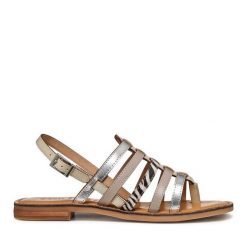 Sandały Geox. Sandały Geox, bez wzorów, bez obcasa, na płaskiej podeszwie, bez zapięcia. Za 389.99 zł.