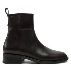 Botki Vagabond Shoemakers. Brązowe botki Vagabond Shoemakers, bez wzorów, bez obcasa, na płaskiej podeszwie, bez zapięcia. Za 399.99 zł.
