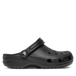 Klapki Crocs. Czarne klapki Crocs, bez wzorów, bez obcasa, bez zapięcia. Za 199.99 zł.