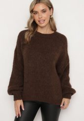 Brązowy Sweter o Klasycznym Prostym Kroju z Domieszką Wełny i Wiskozy Sezisya. Brązowe swetry Born2be, na zimę, uniwersalny, z aplikacjami, z jeansu, eleganckie, bez ramiączek. Za 189.99 zł.