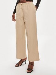 Brave Soul Spodnie materiałowe LTRW-272LIBBYST Beżowy Straight Fit. Brązowe spodnie materiałowe Brave Soul, bez wzorów, z bawełny. Za 79.99 zł.