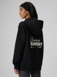 4F Bluza dresowa regular z kapturem damska - czarna L. Czarne bluzy 4f, l, bez wzorów, z dresówki, sportowe, bez ramiączek, z kapturem. Za 249.99 zł.