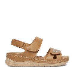 Sandały Go Soft. Brązowe sandały GO SOFT, bez wzorów, bez obcasa, na płaskiej podeszwie, bez zapięcia. Za 99.99 zł.