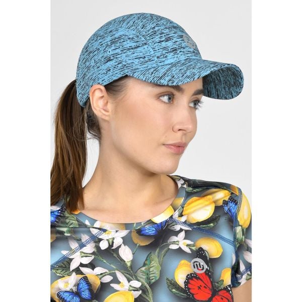 Czapka z daszkiem do biegania Unisex Nessi Sportswear. Niebieskie czapki z daszkiem NESSI SPORTSWEAR, bez wzorów, sportowe. W wyprzedaży za 219.90 zł.