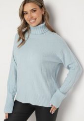 Jasnoniebieski Klasyczny Golf Savera. Niebieskie swetry Born2be, s, bez wzorów, z jeansu, eleganckie, bez ramiączek. W wyprzedaży za 93.49 zł.