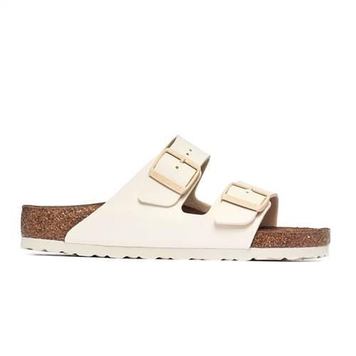 Klapki damskie Birkenstock Arizona. Białe klapki Birkenstock, bez wzorów, z jeansu, eleganckie, bez obcasa, bez zapięcia. Za 408.65 zł.