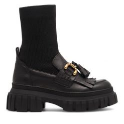 Botki Badura. Czarne botki Badura, bez wzorów, bez obcasa, na płaskiej podeszwie, bez zapięcia. Za 239.99 zł.