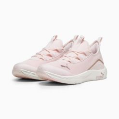 Buty biegowe damskie Puma BETTER FOAM LEGACY 37787409. Czerwone buty do biegania Puma, bez wzorów, z gumy, bez zapięcia, do biegania. Za 218.53 zł.