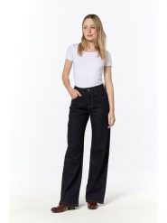 Tamba Dżinsy - Flared fit - w kolorze czarnym rozmiar: 38. Czarne jeansy Tamba, bez wzorów. Za 184.02 zł.