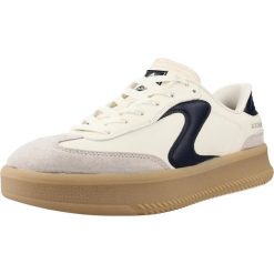 Buty SKECHERS 185460S HOTSHOT HI LIFTED LUXE Beżowy. Białe buty trekkingowe Skechers, z syntetyku, bez zapięcia. Za 302.99 zł.