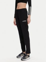 Adidas Spodnie outdoor Multi Essentials JP0806 Czarny Regular Fit. Czarne spodnie sportowe adidas, bez wzorów, z syntetyku, outdoorowe. Za 189.99 zł.