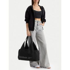 Torba Reebok. Czarne torby sportowe Reebok, bez wzorów. Za 99.99 zł.