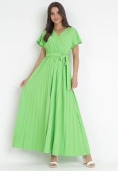 Zielona Elegancka Sukienka Maxi w Plisy z Kopertowym Dekoltem i Wiązaniem Thessi. Zielone sukienki Born2be, m, bez wzorów, eleganckie, bez kołnierzyka, bez ramiączek, maxi, kopertowe. Za 109.99 zł.