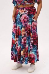 Rozkloszowana spódnica Solea MIDI w print piwonii PLUS SIZE XXL OVERSIZE. Spódnice Moda Size Plus Iwanek, na co dzień, l, bez wzorów, z bawełny, eleganckie, midi, oversize. W wyprzedaży za 229.90 zł.