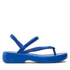 Sandały Ipanema. Niebieskie sandały Ipanema, bez wzorów, bez obcasa, na płaskiej podeszwie, bez zapięcia. Za 159.99 zł.