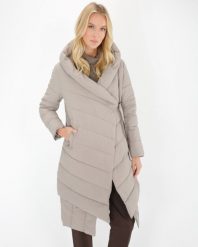 Brązowa kurtka z ortalionu. Brązowe kurtki Unisono, s, bez wzorów, bez kaptura. Za 299.00 zł.