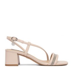 Sandały Nine West. Brązowe sandały Nine West, bez wzorów, bez obcasa, na słupku, bez zapięcia. Za 249.99 zł.