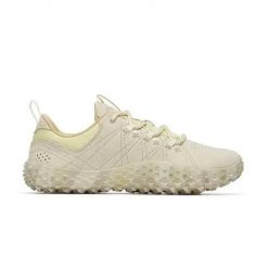 Buty do chodzenia damskie Merrell Wrapt. Białe buty treningowe Merrell, bez wzorów, z materiału, bez zapięcia, trekkingowe. Za 649.99 zł.