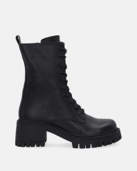 CZARNE WORKERY ZE SKÓRY NATURALNEJ D23KB-1330 BLACK. Czarne botki Venezia, bez wzorów, ze skóry, bez obcasa, bez zapięcia. Za 499.00 zł.